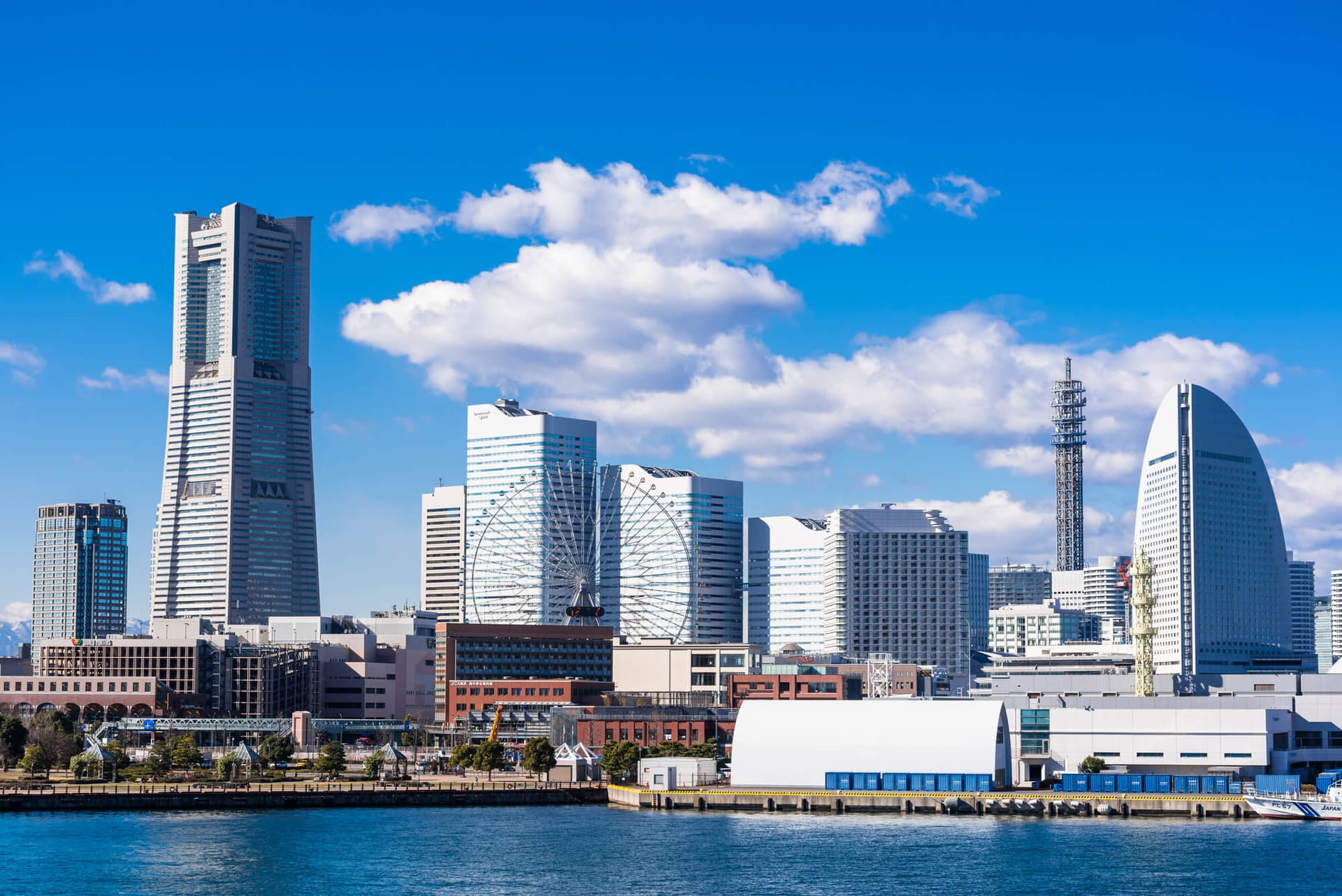 横浜の街並み